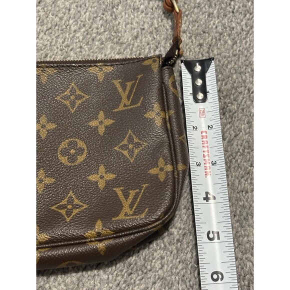Louis Vuitton Pochette Monogram Canvas Pouch Handbag Authentic - Picture 5 of 9